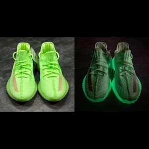 Yeezy Boost 350 V2 GLOW